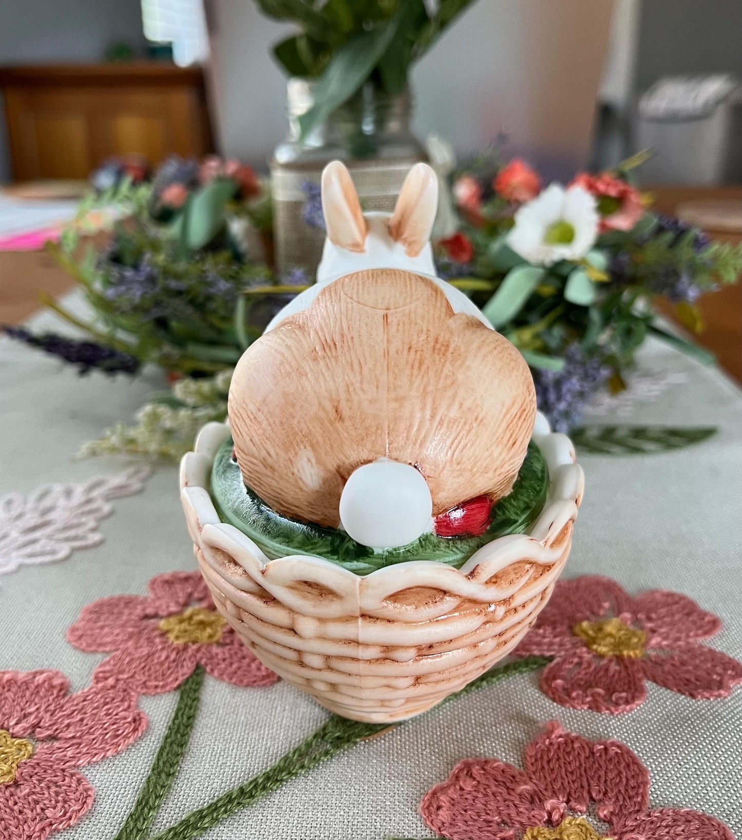 Hand Painted Glass Bunny Rabbit on a Basket 2 part box 4"