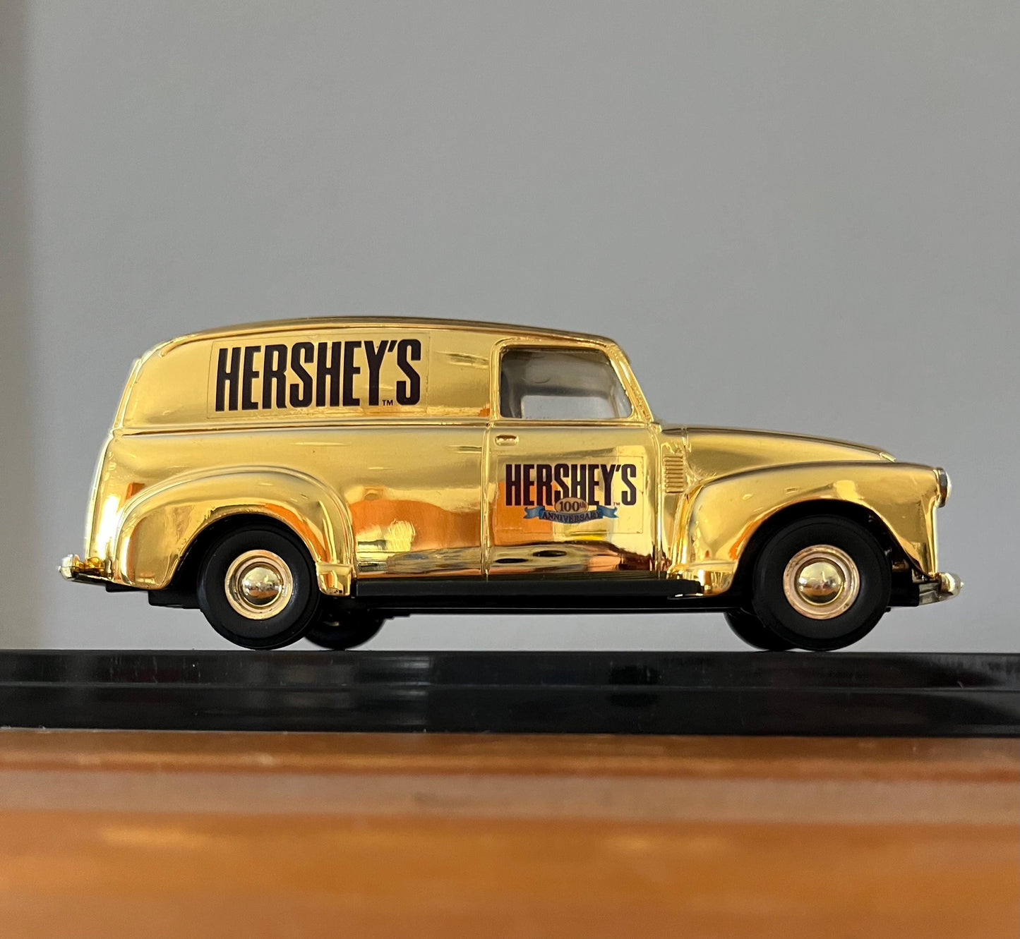 Hershey's Chocolate 100th Anniversary Ertl Die Cast 1950 Chevy Panel Truck