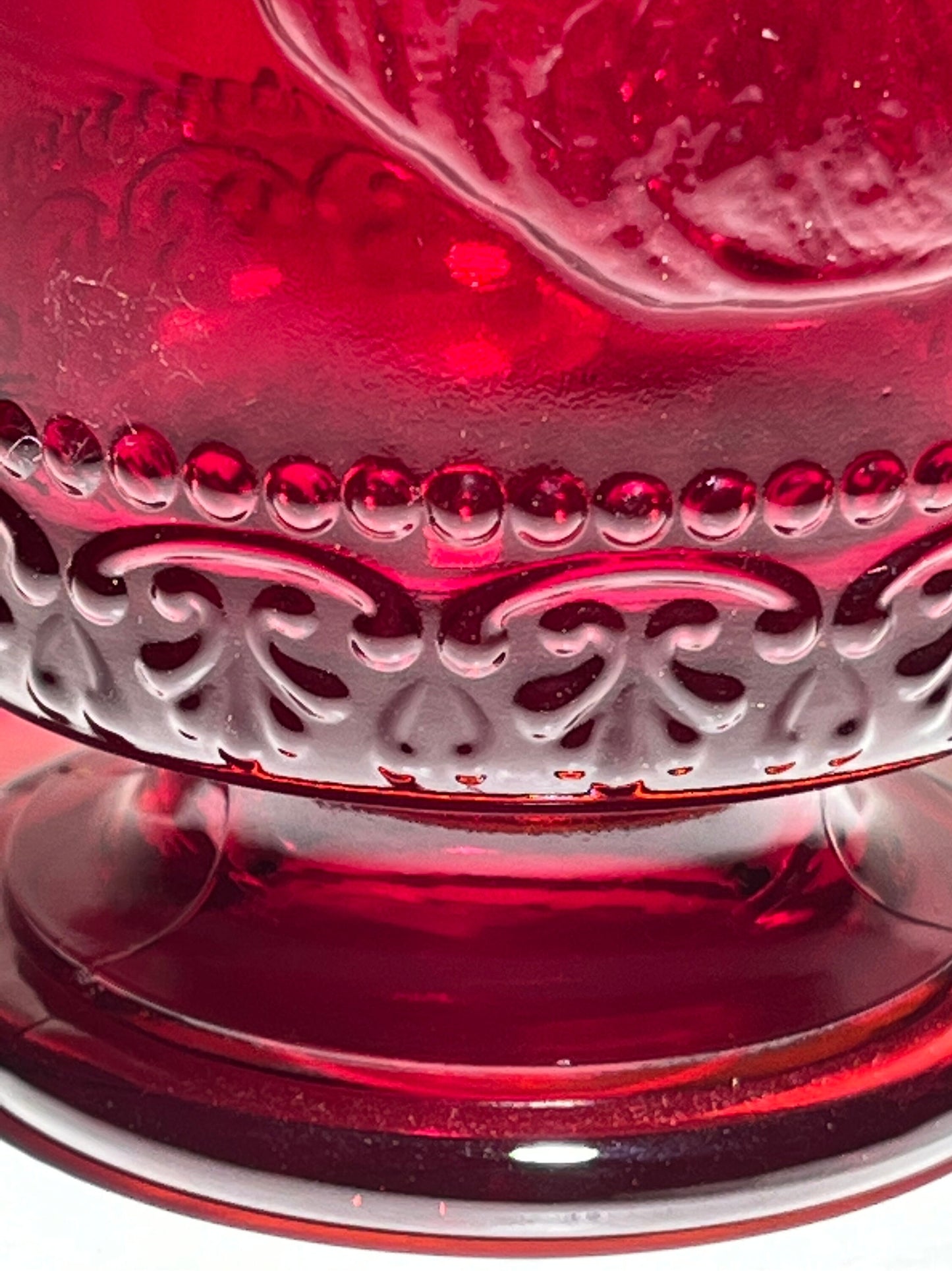 Ruby Red Santa Holiday Glass Tumbler