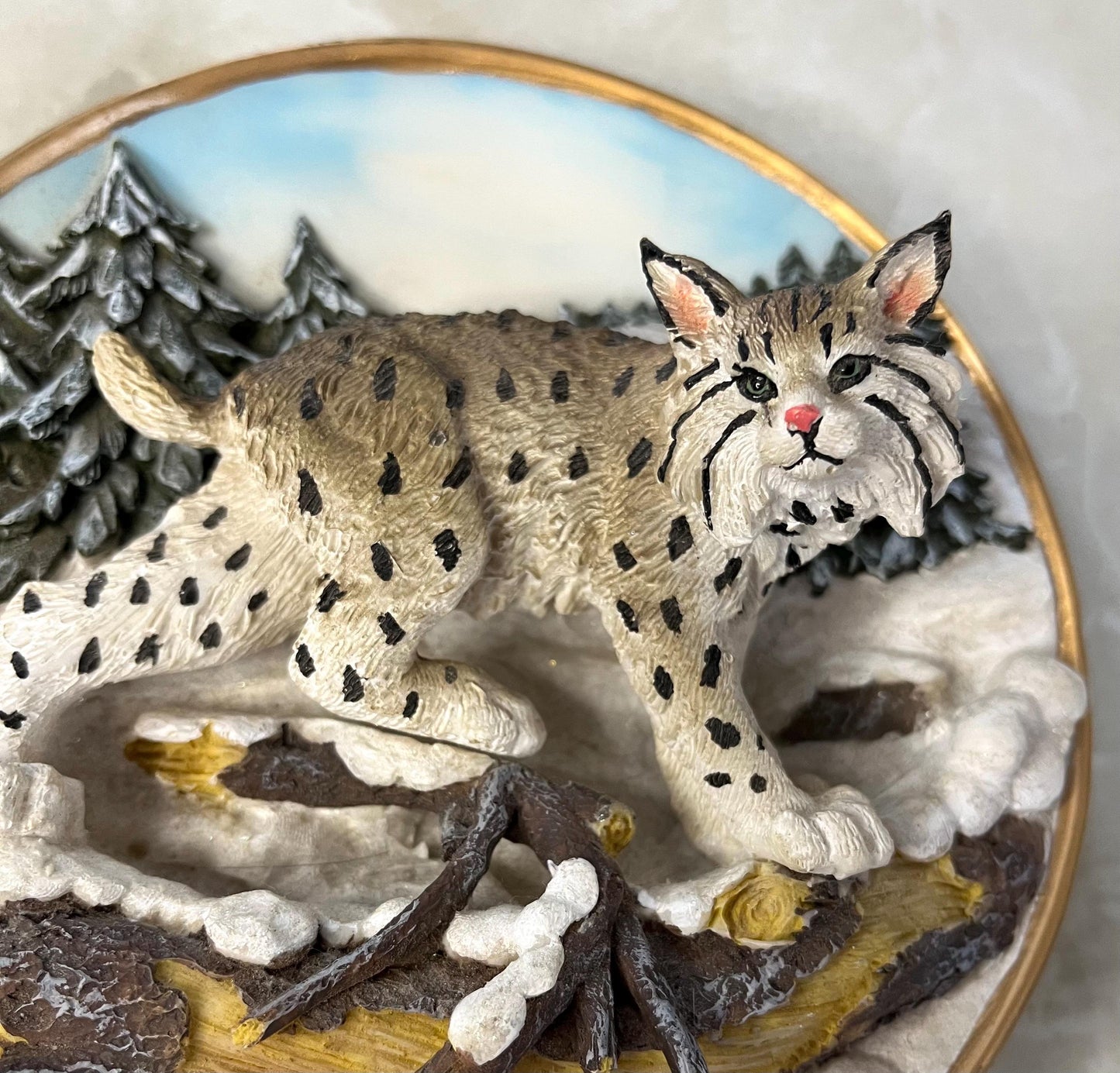 Lynx In Snow 3D Plate Cadona 1999 Endangered Species