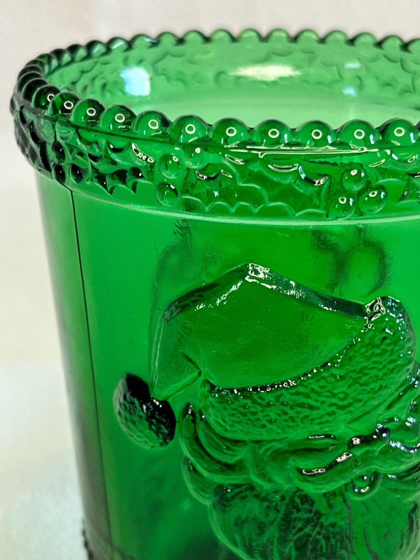 Christmas Santa Hunter Green Glass Tumbler