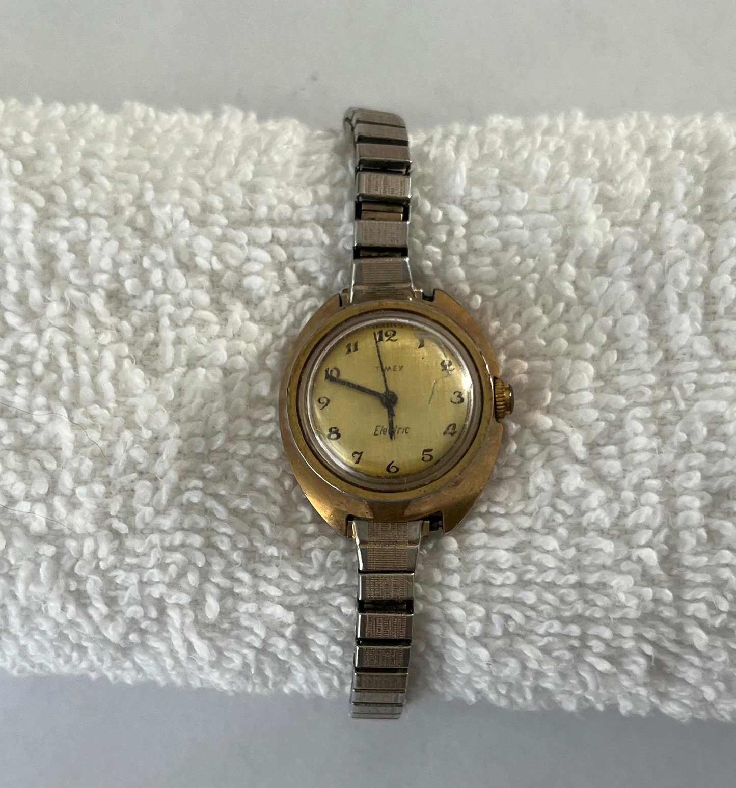 Timex Electric Dynabeat Wrist Watch Not Working May Need Battery