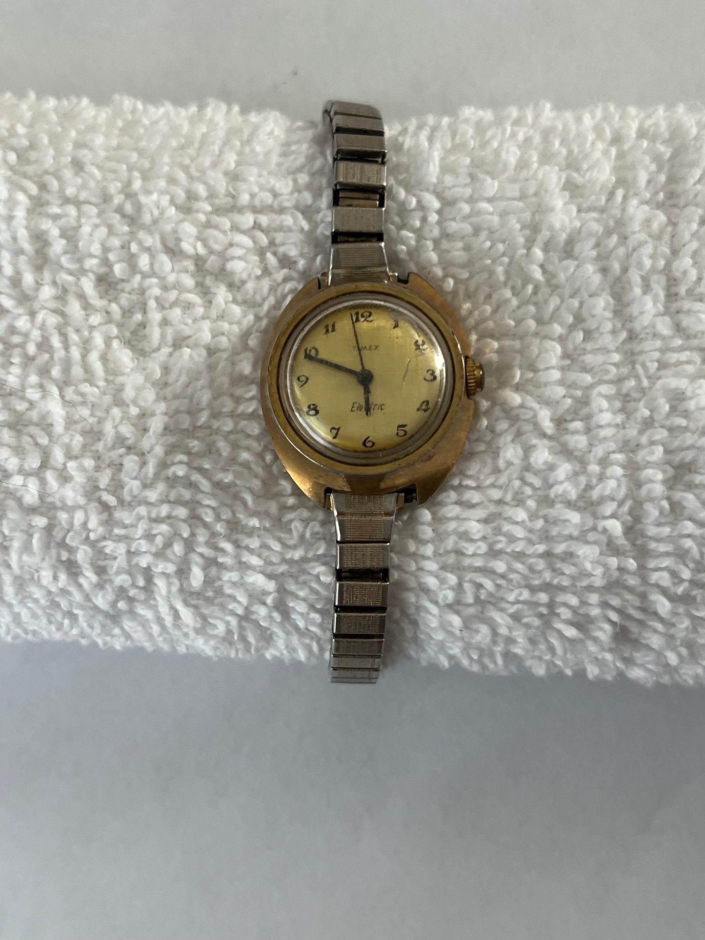 Timex Electric Dynabeat Wrist Watch Not Working May Need Battery