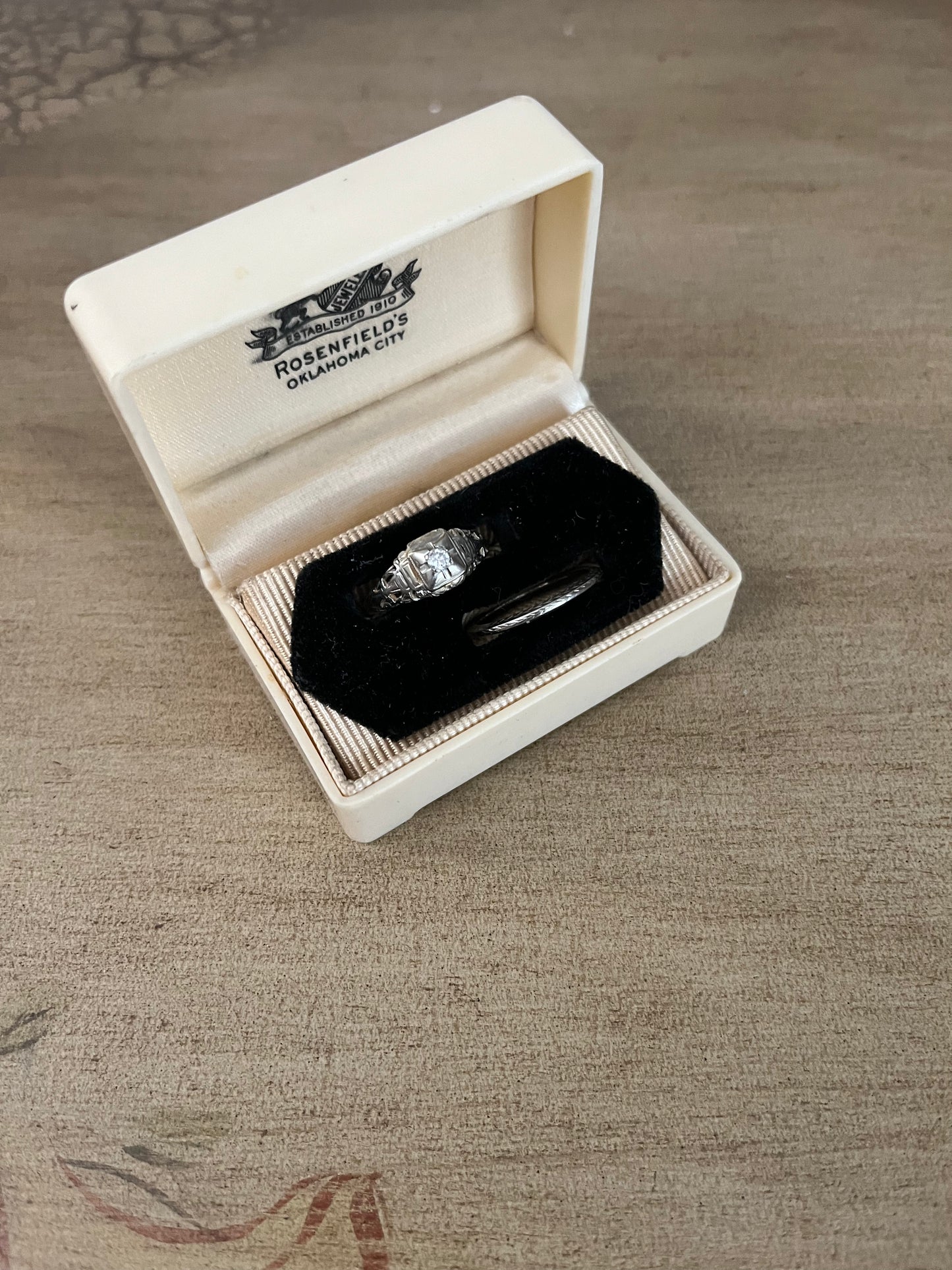 Vintage Double Ring Box for Bridal Set