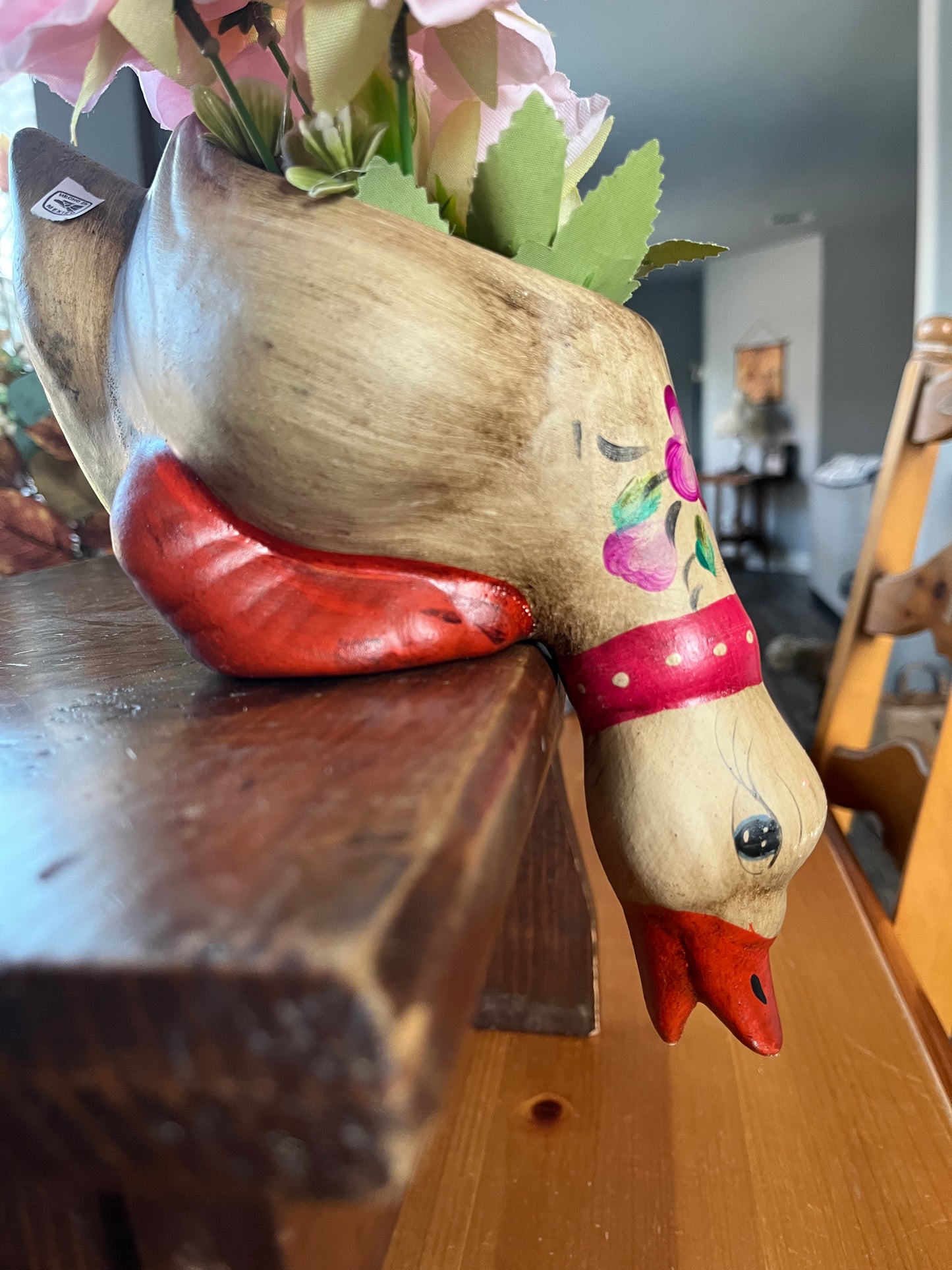 Goose Shelf Sitter Planter