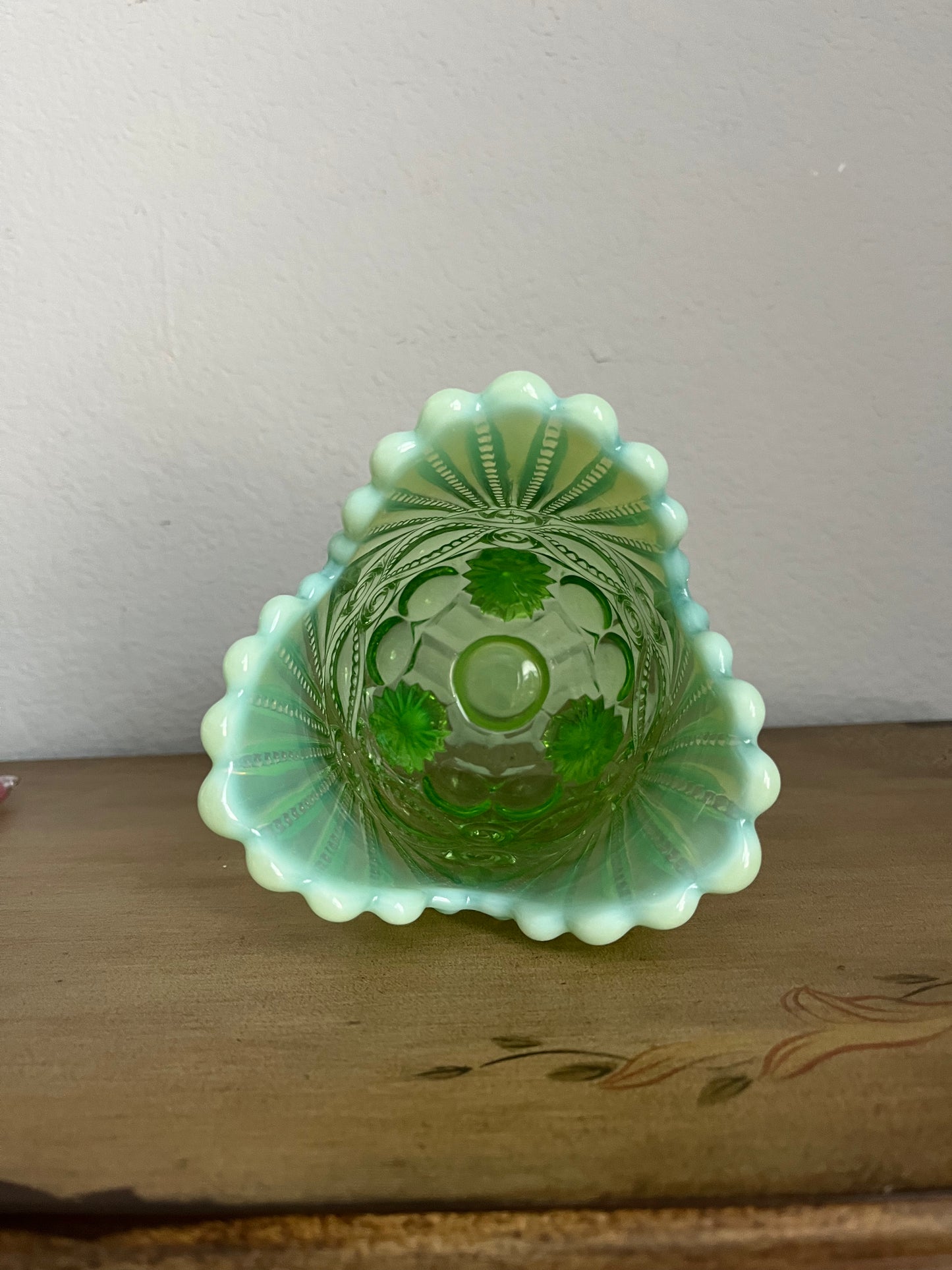 Green Opal Eye Winker Glass Spooner