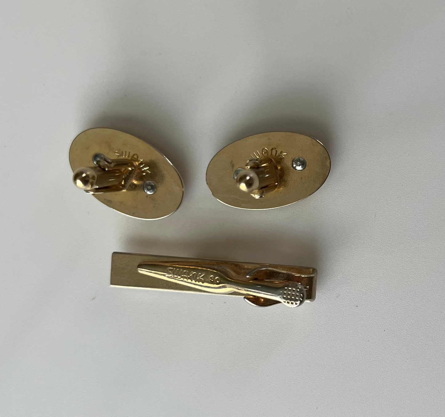 Swank Goldtone and Faux Mother of Pearl Oval Cufflinks and Tie Clip