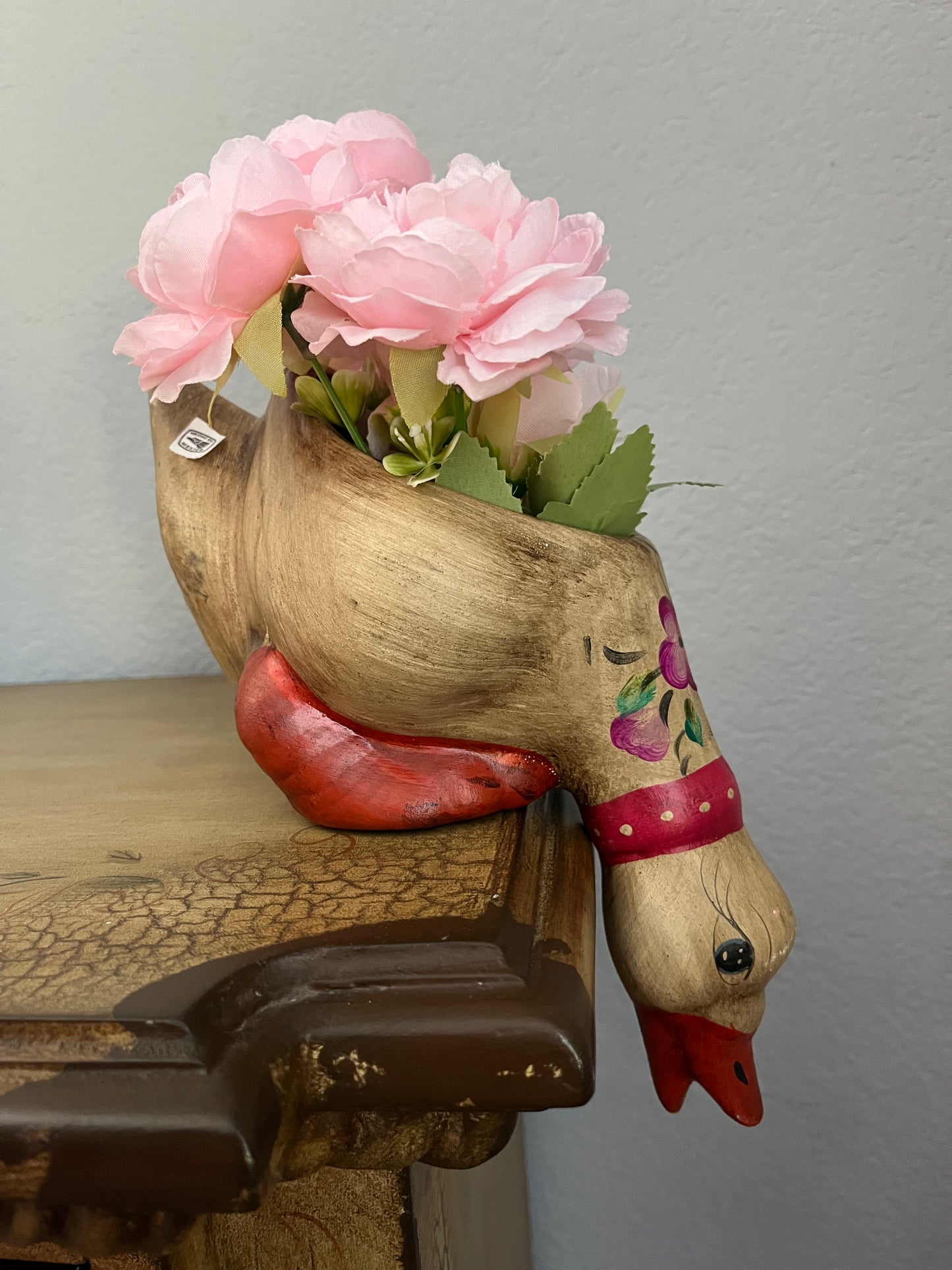 Goose Shelf Sitter Planter